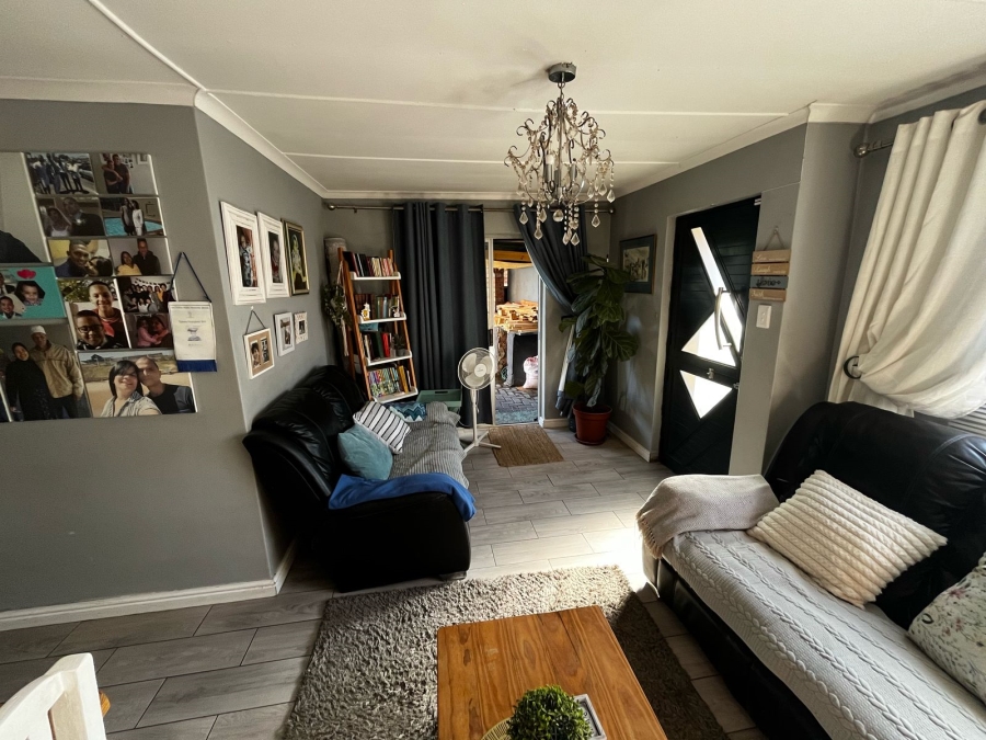 3 Bedroom Property for Sale in Esselenpark Western Cape
